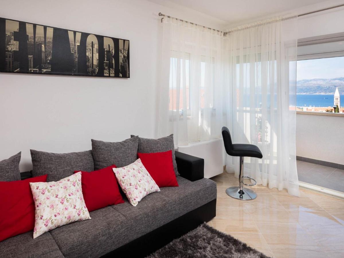 Apartment Lana St Supetar Extérieur photo